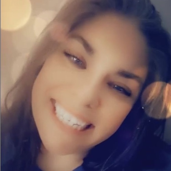 Meet your Posher, Kerri - Picture 3 of 9